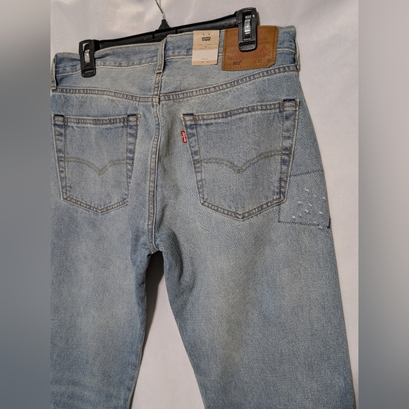 NWT Levis 501 Original Transitional Straight Leg Destructed Selvedge Jeans 32x31 - Picture 7 of 16